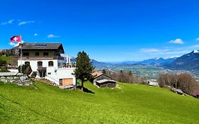 Aparthotel-Almgasthaus Gemsli-Kärntnerisch Steirische Gastlichkeit mit Herz&Weitblick